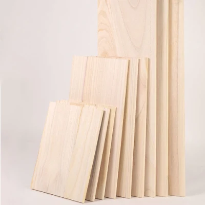 高品質の原材料家具/装飾用の無垢材パインポプラ桐木板フィンガージョイント木材シート